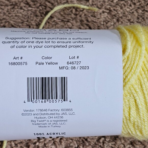 Lot of 3 Big Twist Value Yarn Pale Yellow 380 Yds Each Acrylic Worsted #646727 - Picture 5 of 5